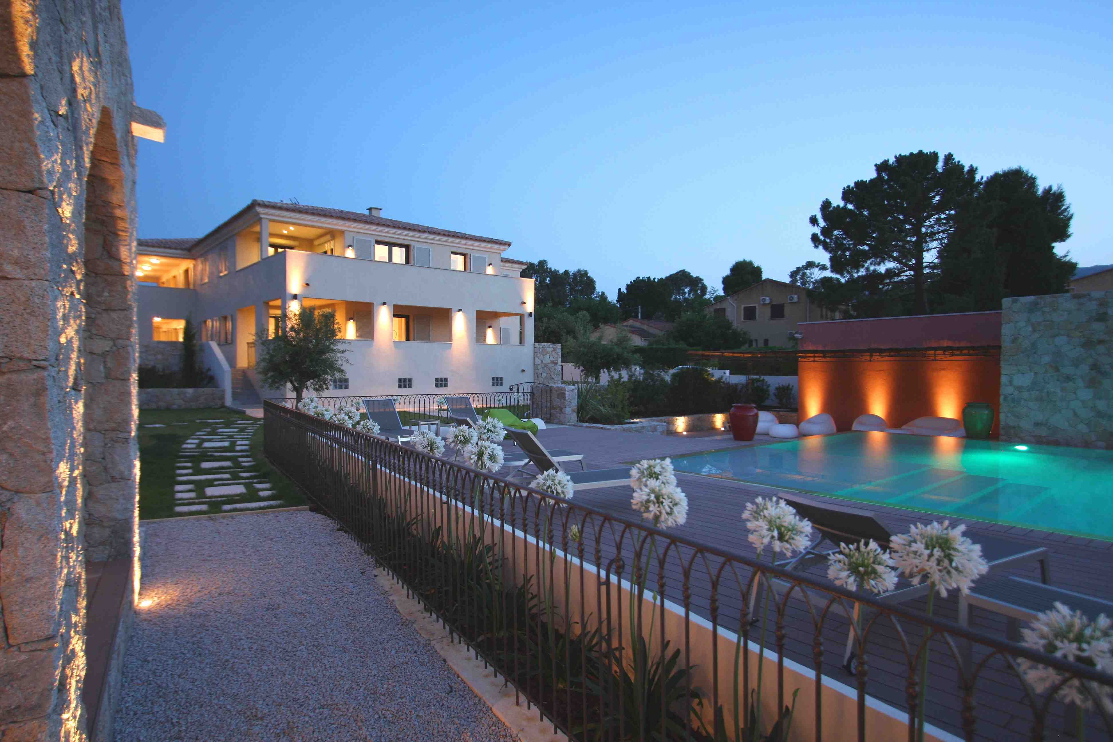 location villa calvi